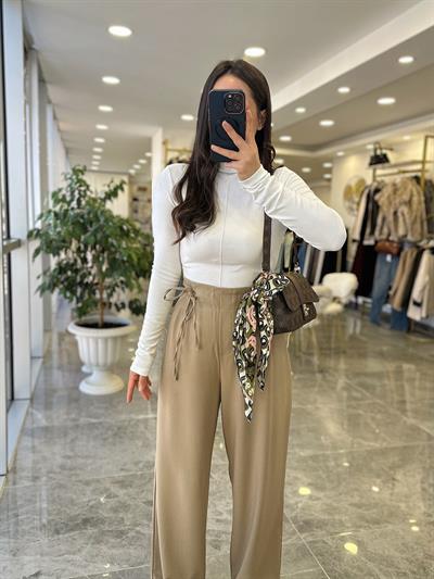 Beli Bağcıklı Dökümlü Pantolon