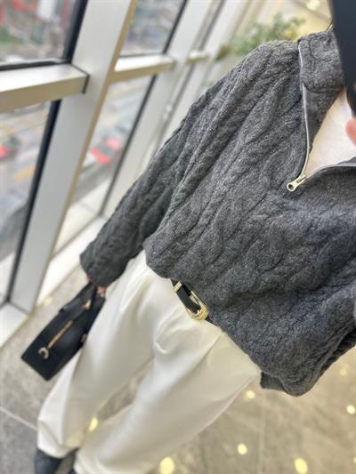 Dökümlü Beyaz Pantolon