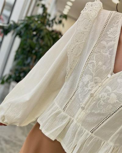 Güpürlü Keten Gömlek 