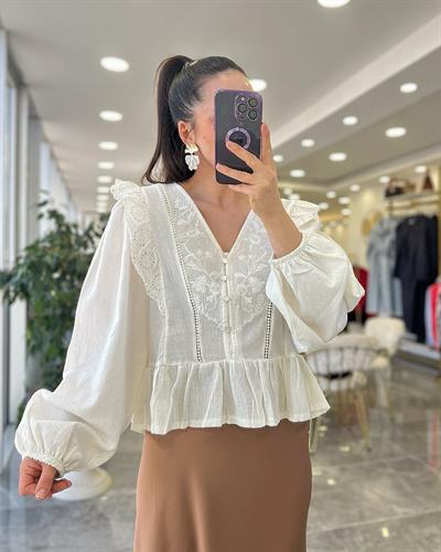 Güpürlü Keten Gömlek 