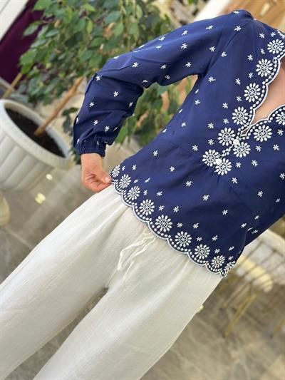 İşlemeli Tasarım Bluz