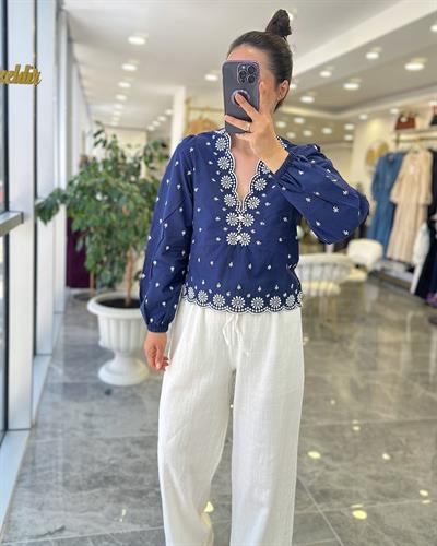 İşlemeli Tasarım Bluz