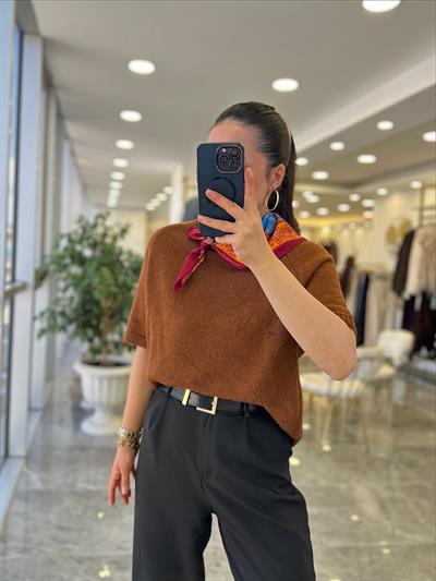 Kısa Kol Kazak Kremit Krem