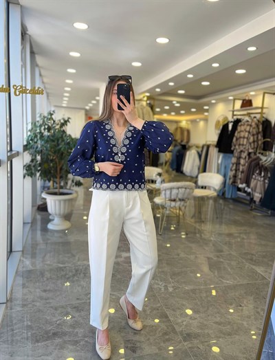 Lacivert İşlemeli Gömlek