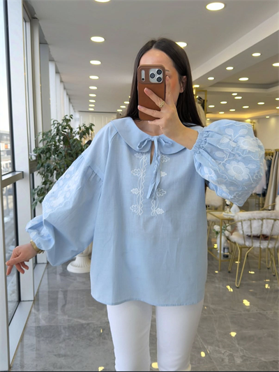 Mavi Balon Kol İşlemeli Gömlek