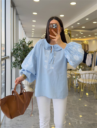 Mavi Balon Kol İşlemeli Gömlek