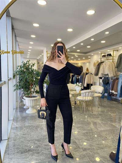 Omuz Dekolte Bluz Siyah