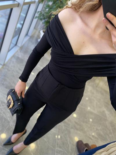 Omuz Dekolte Bluz Siyah