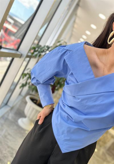 Omuz Dekolte Gömlek