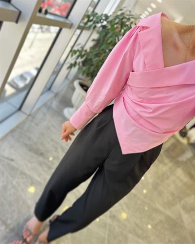 Omuz Dekolte Gömlek