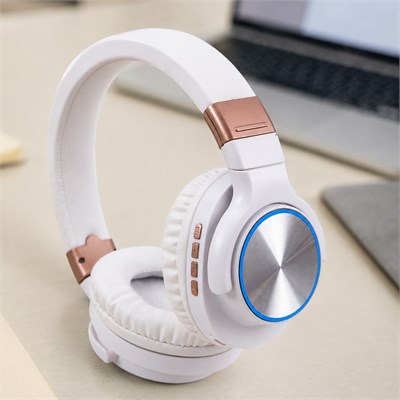 Beyaz BT760 Kablosuz Bluetooth 5.0 Kulak Üstü Kulaklık 400 Mah Şarj Edilebilir Mikrofonlu Gürültü Azaltma Özellikli TF Kart ve Aux Destekli Kulaklık
