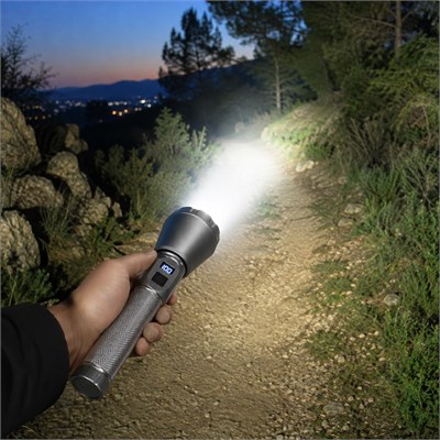 Everton RT-260 60W 6000 Lümen Şarjlı LED El Feneri 3 Işık Modlu Dijital Göstergeli Güçlü Uzun Menzilli Kamp Outdoor Acil Durum Feneri