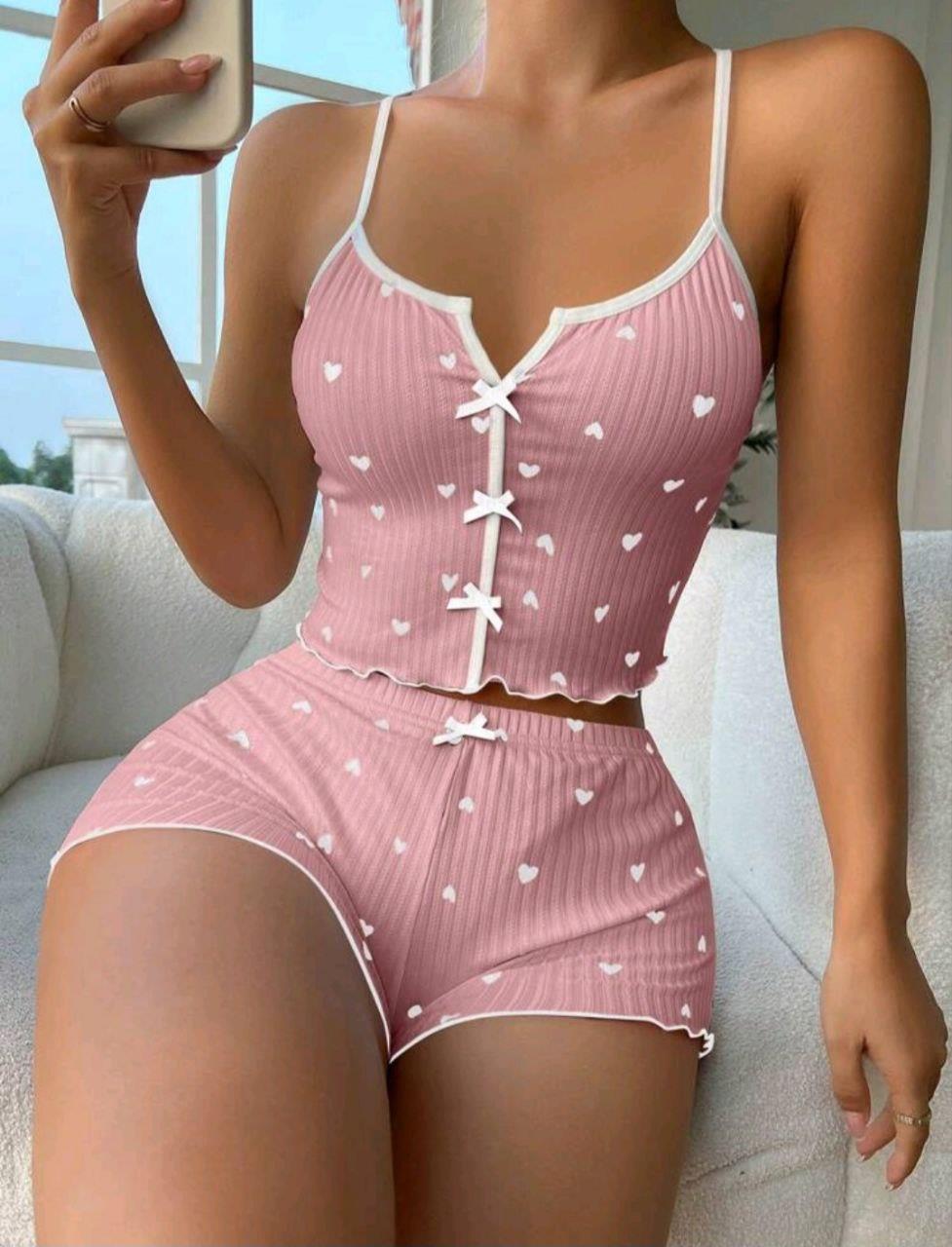 Kadın Pembe Kalpli Askılı Şortlu Pijama Takım 6654