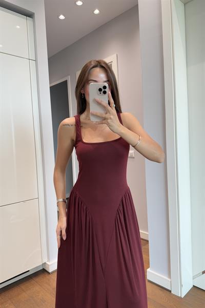 BEL DETAYLI BORDO TASARIM ELBİSE