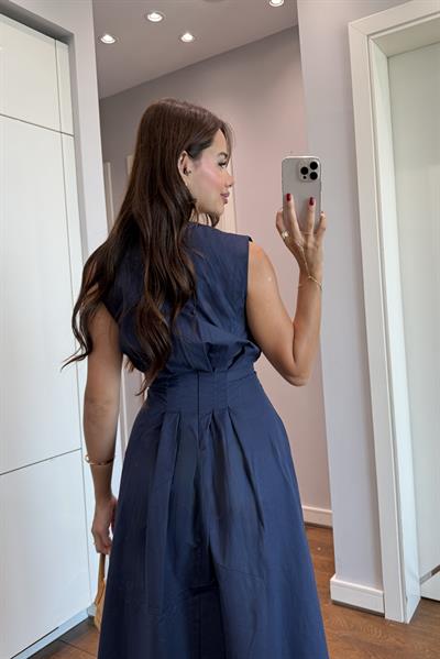BELDEN OTURTMALI ELBİSE LACİVERT
