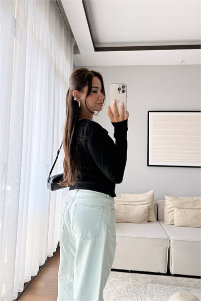 DANTELLİ SİYAH TRİKO HIRKA