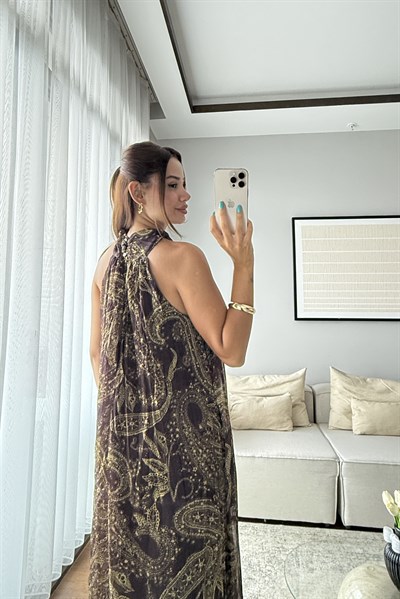 HALTER YAKA DESENLİ TÜL ELBİSE
