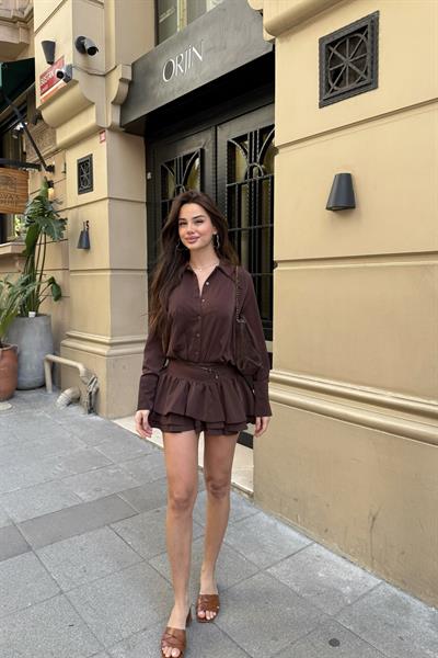 KAHVE DÖKÜMLÜ ELBİSE