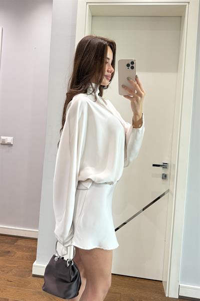 MARKA MODEL SATEN BAĞLAMALI ELBİSE