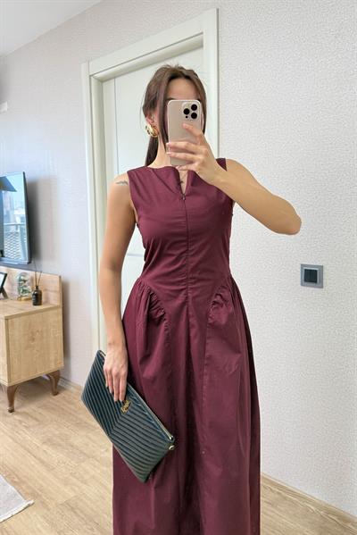 ÖNDEN FERMUAR DETAYLI BORDO ELBİSE