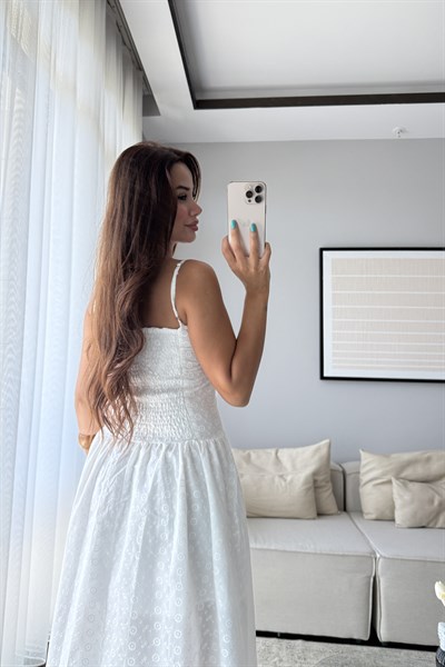 ÖNÜ YIRTMAÇLI FİSTO ELBİSE