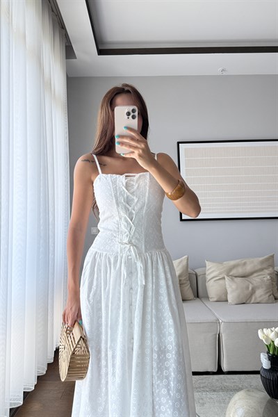 ÖNÜ YIRTMAÇLI FİSTO ELBİSE