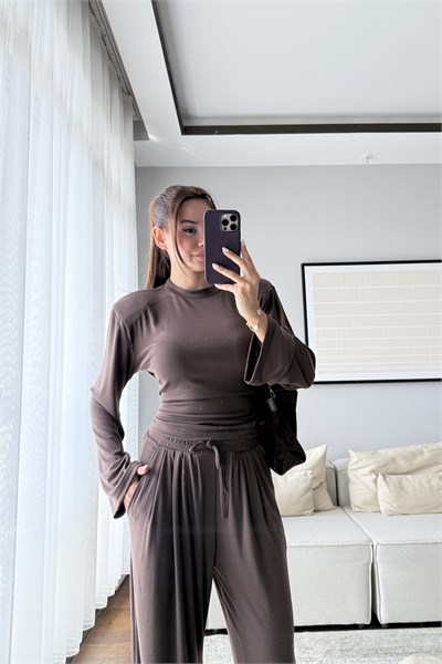 VATKALI BLUZ PANTOLON TAKIM-KAHVERENGİ