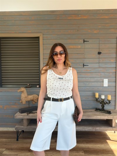 Aplike Nakışlı Bermuda Pantolon