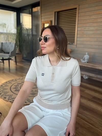 Çizgili Yakalı Triko T-Shirt