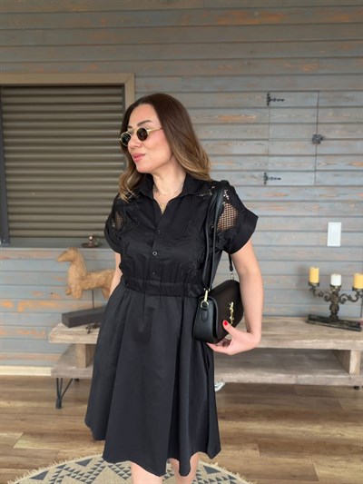 Göğüs Nakış Logolu Dantel İşlemeli Elbise