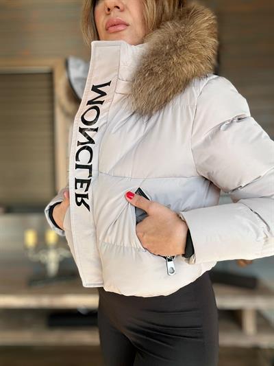 Kapşonu Kürklü Marka Logolu Şişme Mont