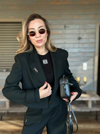 Kolu Ribanalı Kısa Ceket