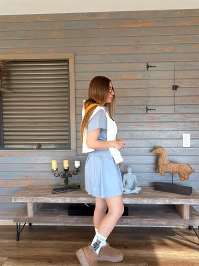 Kuşak Detaylı V Yaka Mini Elbise