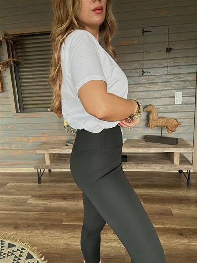 Marka Logolu Basic Tayt