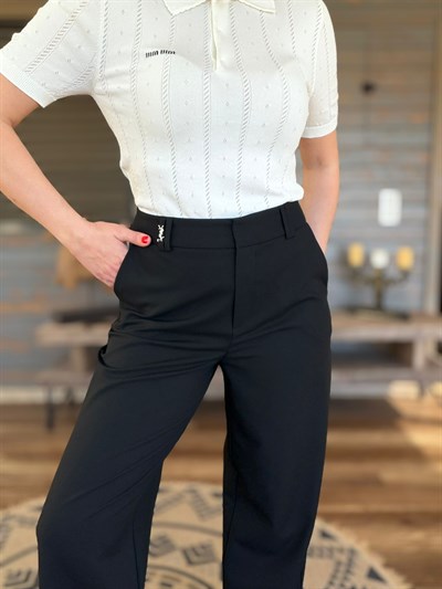 Metal Logolu Kumaş Pantolon