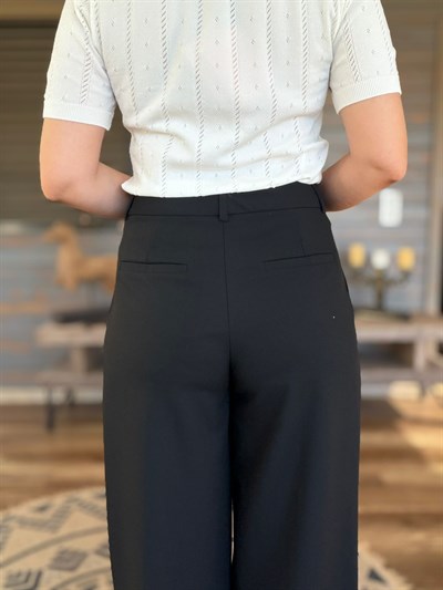 Metal Logolu Kumaş Pantolon