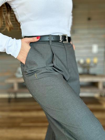 Metal Logolu Tek File Pantolon