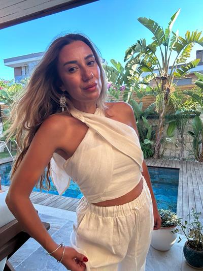 Moira Beyaz Keten Crop Pantolon Takım