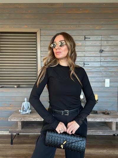Nakış Kabartma Yazılı Bluz