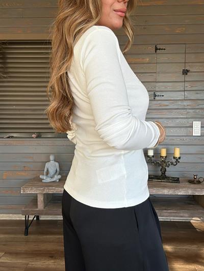 Nakış Logolu Düğmeli Kazak