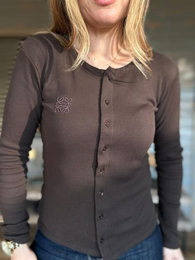 Nakış Logolu Düğmeli Kazak