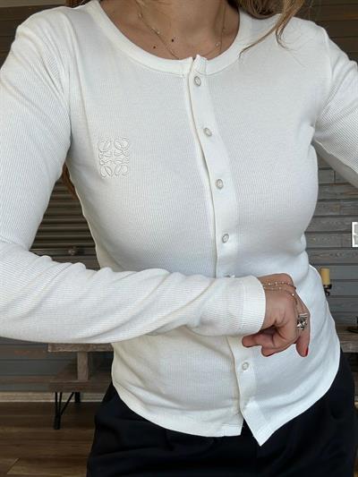 Nakış Logolu Düğmeli Kazak