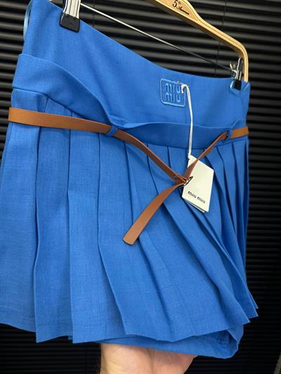 Nakış Logolu Kemer Detaylı Çift Kat Etek