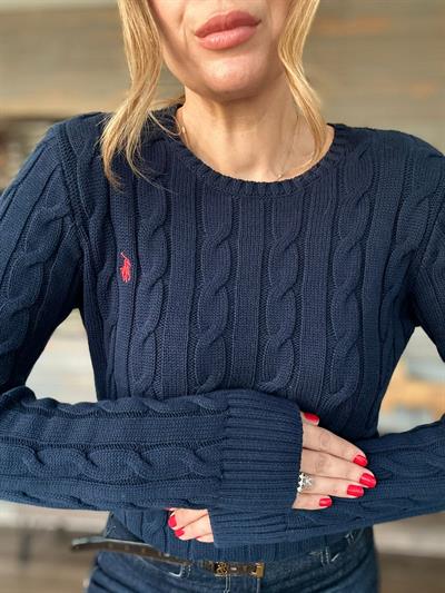 Nakış Logolu Örme Kazak