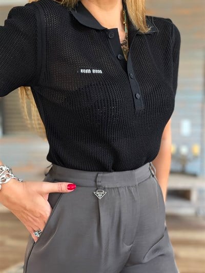 Nakış Logolu Örme Triko Yakalı T-Shirt