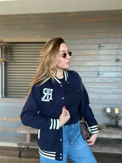 Nakış Logolu Yaka Detaylı Kolej Ceketi