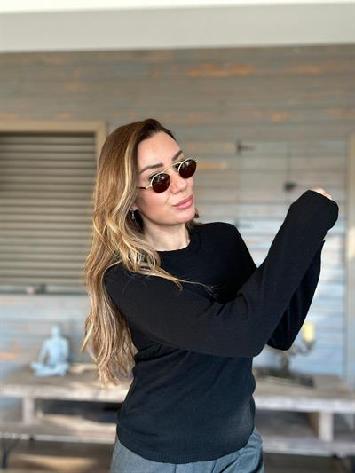 Nakış Marka Logolu Yaka Detaylı Triko Kazak