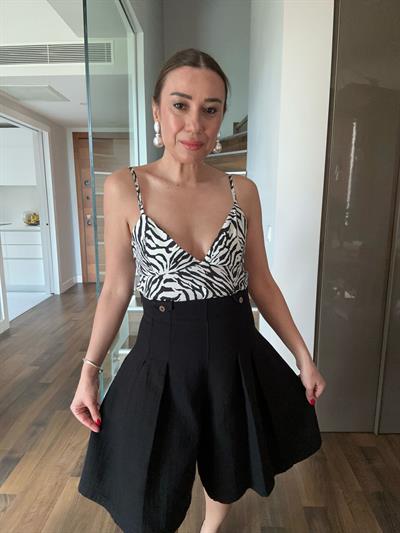 Omuz Askılı Desenli Bluz