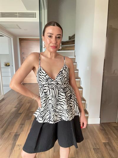 Omuz Askılı Desenli Bluz