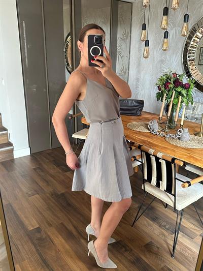 Omuz Askılı Kolsuz T-Shirt